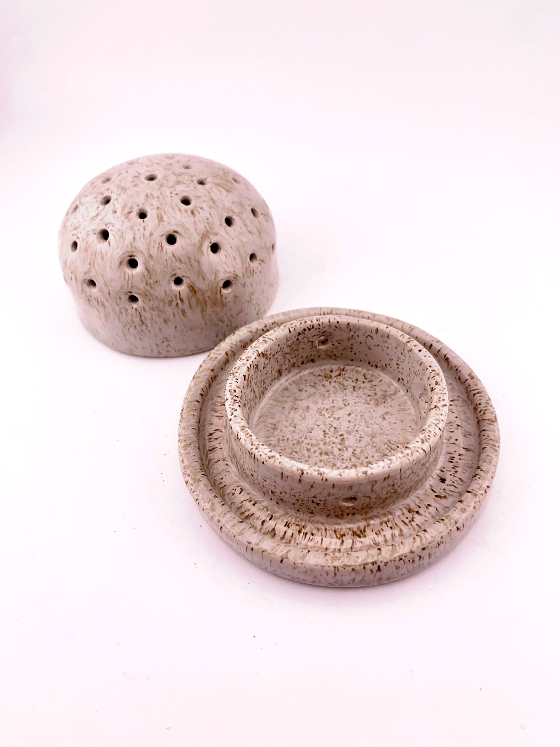 Kadzielnica domowa bez ucha, piaskowa — ceramiczna kadzielnica do domowej modlitwy